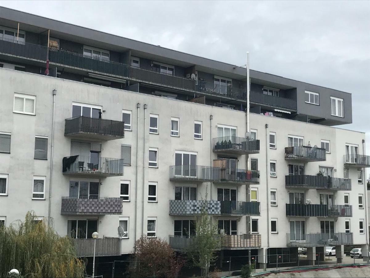 Kmheim, Cozy 103M2 Apartment, With 3 Bedroom And Covered Free Parking Place, Close To City Center Graz Luaran gambar
